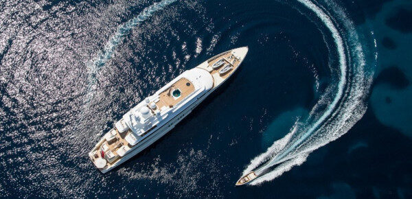 Luxury Yacht Lursen 150 charter in Zouk Mosbeh, Lebanon