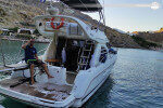 Construido en torno a una sofisticada tecnología de yate de motor para la experiencia de crucero en Rodas, Grecia