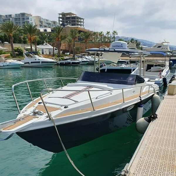 Motorbåd Tiger 27 Cabin til salg Zouk Mosbeh, Libanon