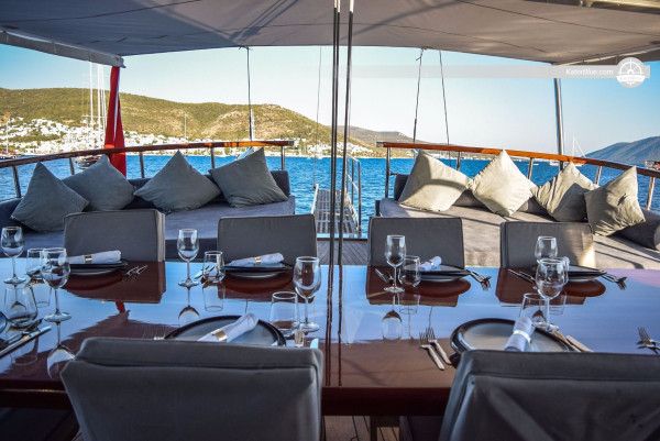 Water-adventure, Water Skating, Snorkeling sunset Charter, Fishing Charter Gulet Special Virtuoso Charter in Marmaris Muğla, Turkey