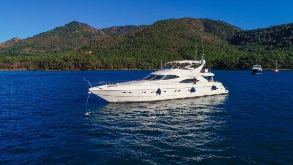 Specijalni najam motorne jahte Viva Lola u Marmarisu, Muğla, Turska