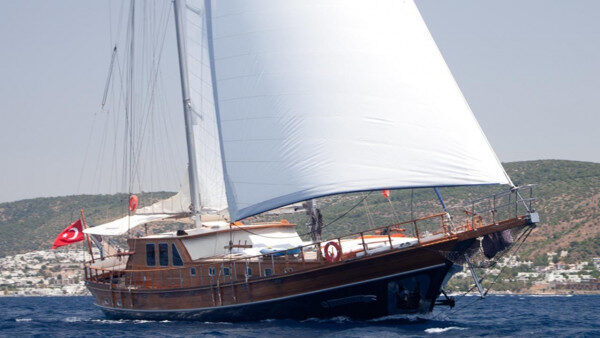 Vattenäventyr, Vattenåkning, Snorkling, Solnedgångscharter, Fiskecharter Gulet Special Atalante Charter i Marmaris Muğla, Turkiet
