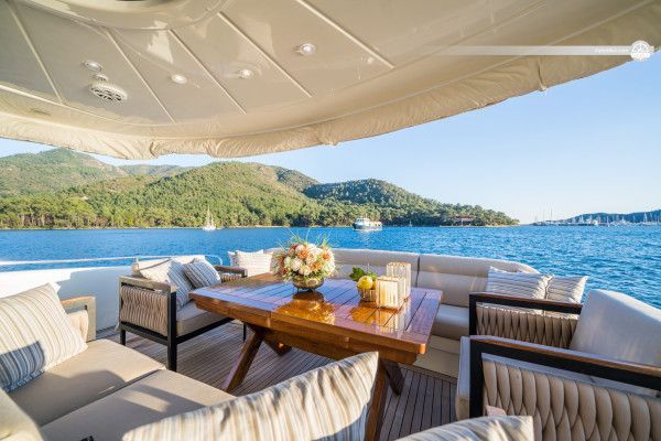 Specijalni najam motorne jahte Viva Lola u Marmarisu, Muğla, Turska