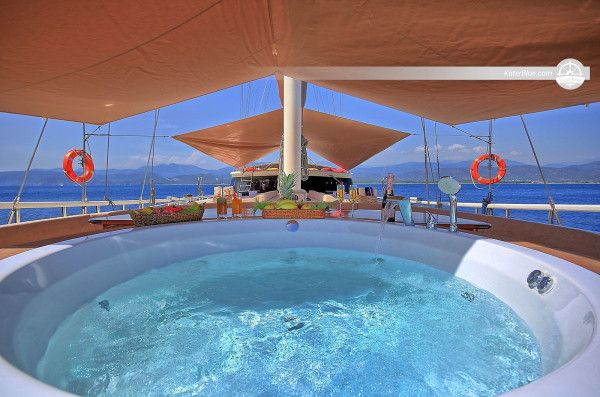 Water-adventure, Water Skating, Snorkeling sunset Charter, Fishing Charter Gulet Special Queen of Salmakis Charter in Marmaris Muğla, Turkey