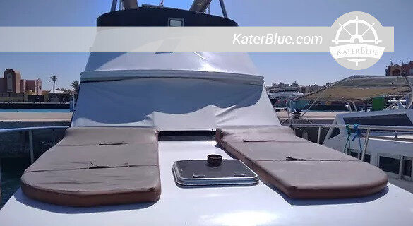 Noleggio yacht privato per avventure acquatiche di 4 ore, nuoto con i delfini, snorkling, tour delle isole a Hurghada, Egitto