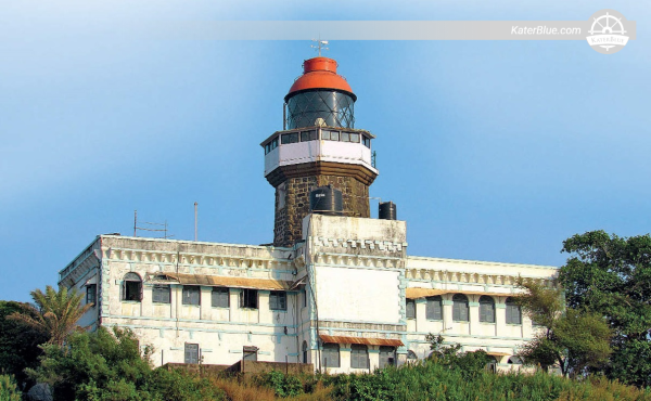 Perfekt dagsture speedbåd charter til khandari fort, Alibag, Indien