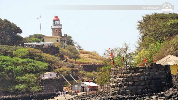 Perfekt dagsture speedbåd charter til khandari fort, Alibag, Indien