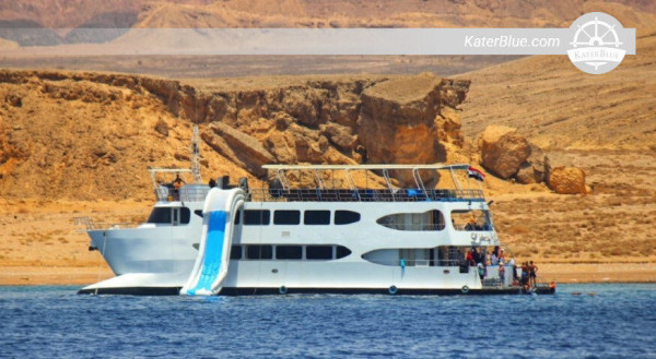 Vier uur durende exotische freediving catamaran charter in Zuid-Sinai, Egypte