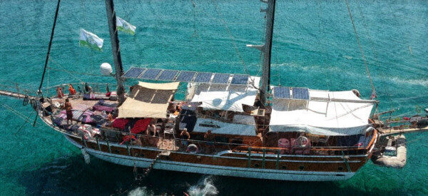 6 Ore di tour giornaliero senza pasto Noleggio caicco a Girne, Cipro Nord