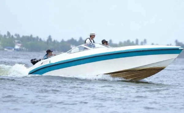 Sale Weekender 690 in Maggona Sri Lanka