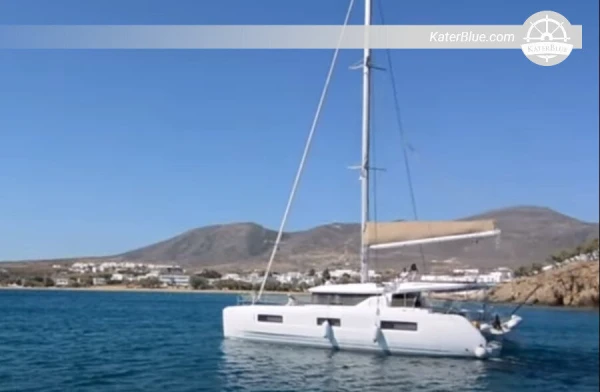 Veckovis kryssning charter katamaran lagun i Piso Livadi, Grekland