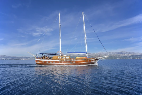 7 days Kayak Surfing and Snorkeling Experiences with an Awesome Gulet in Dubrovnik, Croatia