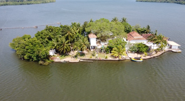 Catamarã Isla 40 com 5 cabines, bem equipado, Atenas-Grécia.