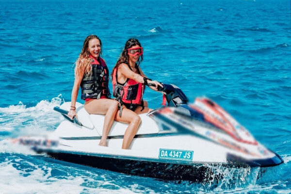 2 hours tour Jet ski Burj al Arab &amp; Marina skyline Experience in Dubai, UAE