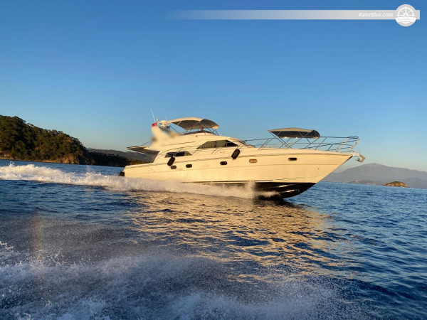 Tour privato blu con 3 cabine Motor Yacht-Gulf Graf-charter a Muğla Göcek Turchia
