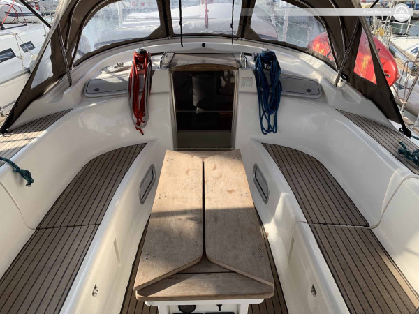 Sale Bavaria Cruiser 46 an Elegant Sailing yacht in Lavrio, Greece