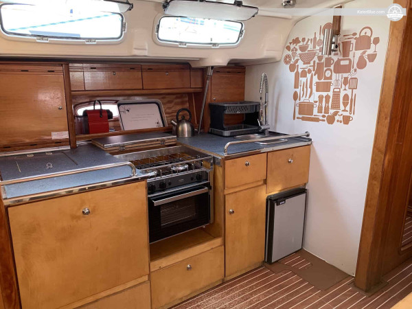 Sale Bavaria Cruiser 46 an Elegant Sailing yacht in Lavrio, Greece
