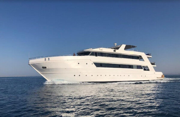 Meravigliosa esperienza di crociera nel nord a bordo di un lussuoso yacht a motore nel Governatorato del Mar Rosso, Egitto.