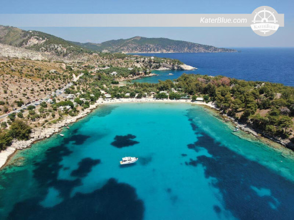Sailing Cruise in Thessaloniki Bay with a fantastic Sailing Yacht in Halkidiki Greece