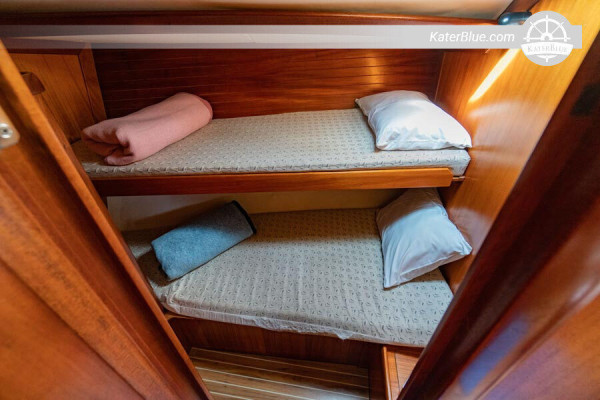 Romantic Sailing Experience with a Magnificant Sailing Yacht in Halkidiki Greece