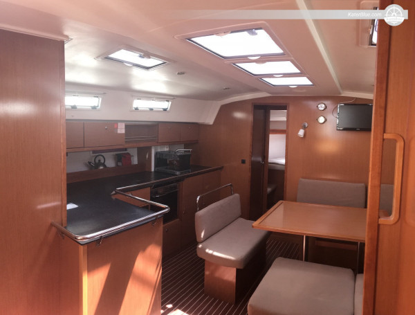 Sale Perfect Bavaria Cruiser 45 Sailing yacht for sale in Lavrio, Greece