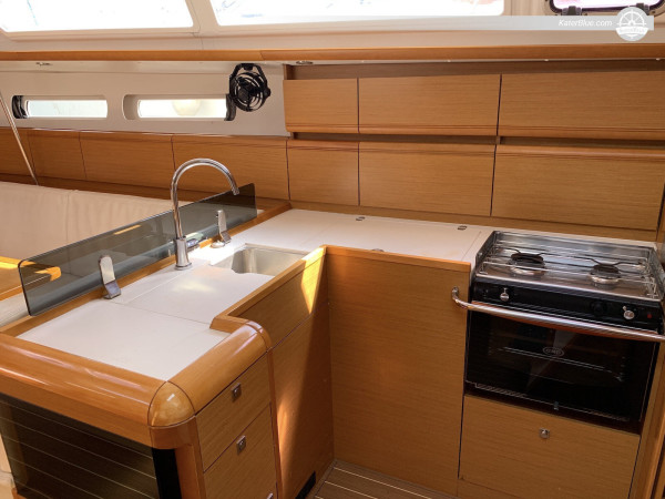 Sale Jeanneau Sun Odyssey 439 Sailing yacht in Lavrio, Greece