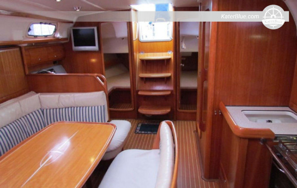 Sale Magnificant Bavaria Cruiser 42 Sailing yacht in Lavrio, Greece