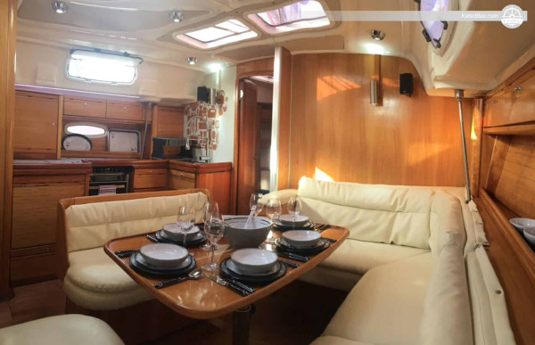 Sale Magnificant Bavaria Cruiser 42 Sailing yacht in Lavrio, Greece