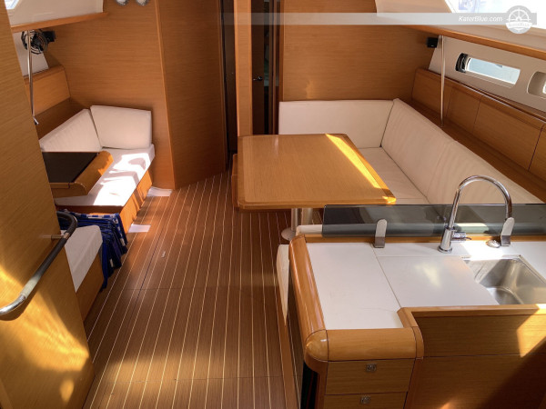 Sale Jeanneau Sun Odyssey 439 Sailing yacht in Lavrio, Greece