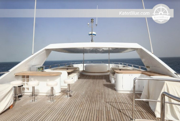 Viaggio di lusso ed esperienza di immersioni subacquee a bordo di un magnifico yacht a motore nel Governatorato del Mar Rosso, Egitto.