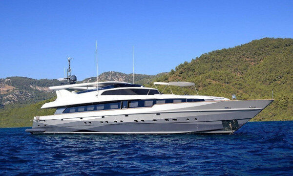 Yacht a motore di 39m a noleggio a Bodrum, Turchia