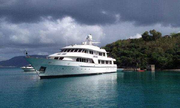 Noleggio barca a motore di 40 m con 5 cabine di lusso a Bodrum, Turchia