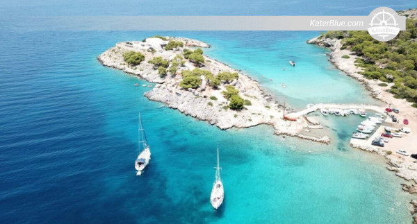 Memorable 14 days sailing tour to Cyclades islands with a Comfortable Sailing yacht in Athina, Greece