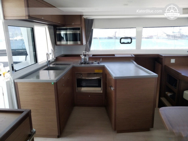 بحيرة 450 فهرنهايت