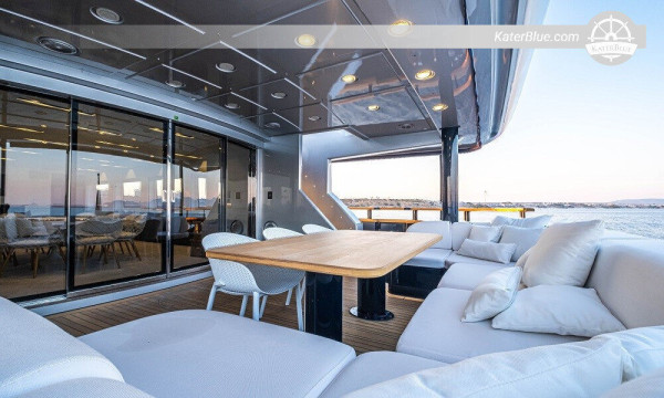 Yacht di lusso per crociere blu a Bodrum, Turchia