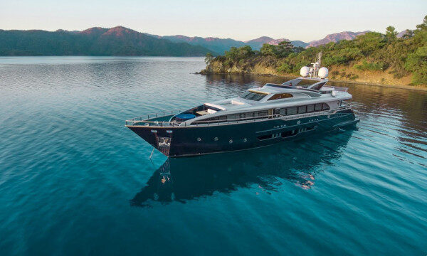 Yacht di lusso per crociere blu a Bodrum, Turchia