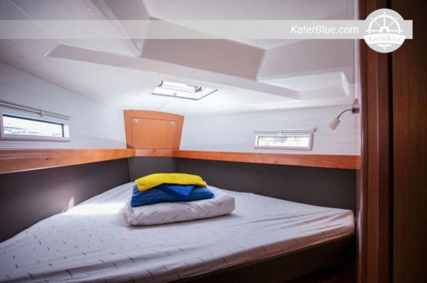 En perfekt båd til charter i Ttogir, Kroatien