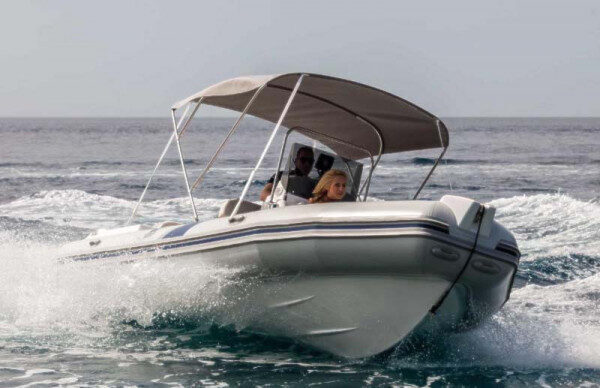 يسر شركة RIB Tiger Marine أن تقدم لكم مغامرة مائية في تروغير، كرواتيا