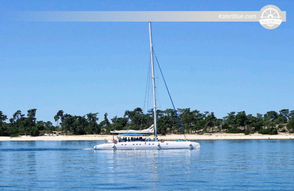 Quality Tourist Activities with Catamaran Fountaine Pajot-Experience in Setúbal, Portugal