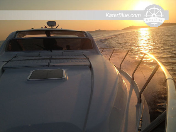 Half-Full Day in High Season With Elegant Luxurious Aesthetics Motor Yacht for Your Cruising Experience in Ornos, Greece