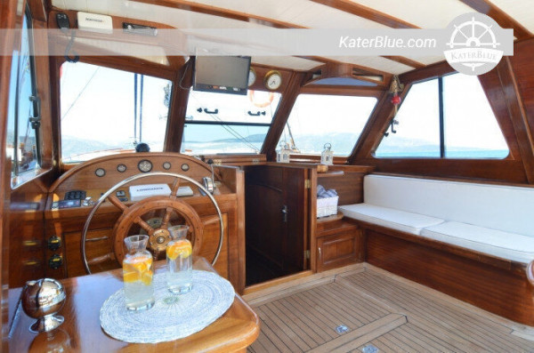 Blue cruise charter on 16m gulet around Bodrum, Turkey