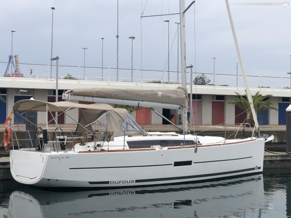 Perfekt segelbåt för kustsegling under mellansäsongen med familjekryssningsupplevelse i Valencia, Spanien