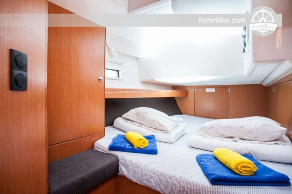 Overlegen yacht til charter i Trogir, Kroatien