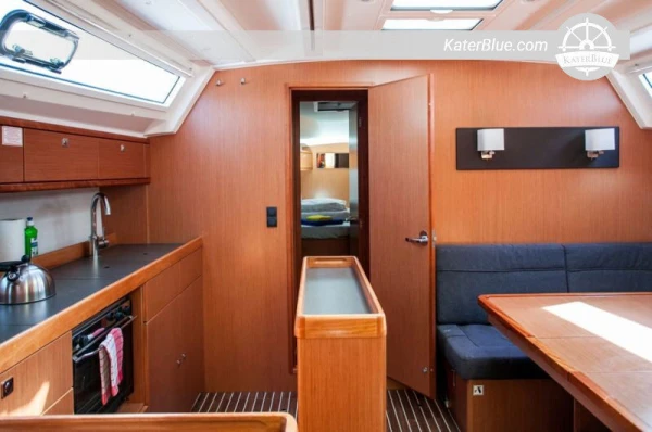 Overlegen yacht til charter i Trogir, Kroatien