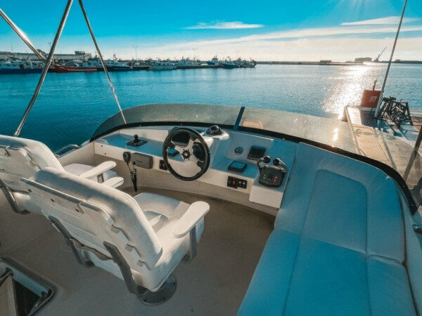 Crossing to the Islands in Low Season with Motor Boat Featon-Experience in Alicante, Spain