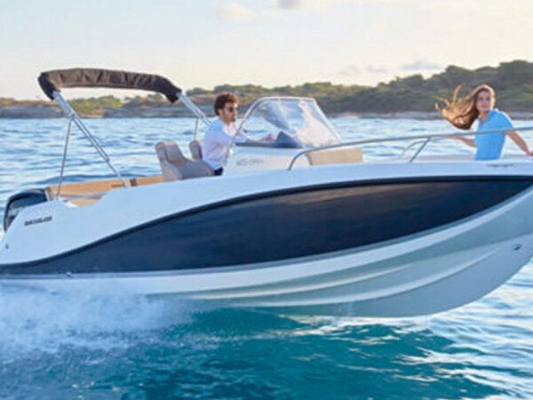 Go Sailing when Low Season by Motorboat Quicksilver in Alicante, Spain