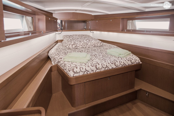 The Pleasure of Living on Sailing Yacht Oceanis 45-Experience in Punat, Croatia  