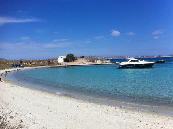 Half-Full Day in High Season With Elegant Luxurious Aesthetics Motor Yacht for Your Cruising Experience in Ornos, Greece