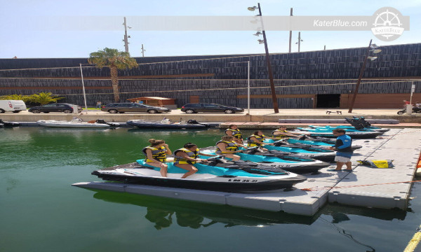 Barselona, ispanya'da lisanssız Jet Ski ile en iyi 20 dakikalık deneyimin tadını çıkarın