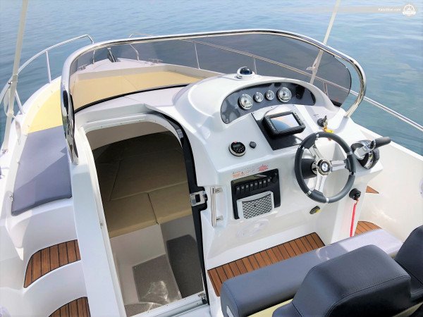 Comfortable Motor Boat Saver for The Ultimate Glimpse and Comfort Cruising Experience in Opatija, Croatia